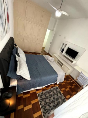 Quarto em Copacabana na Quadra da Praia
